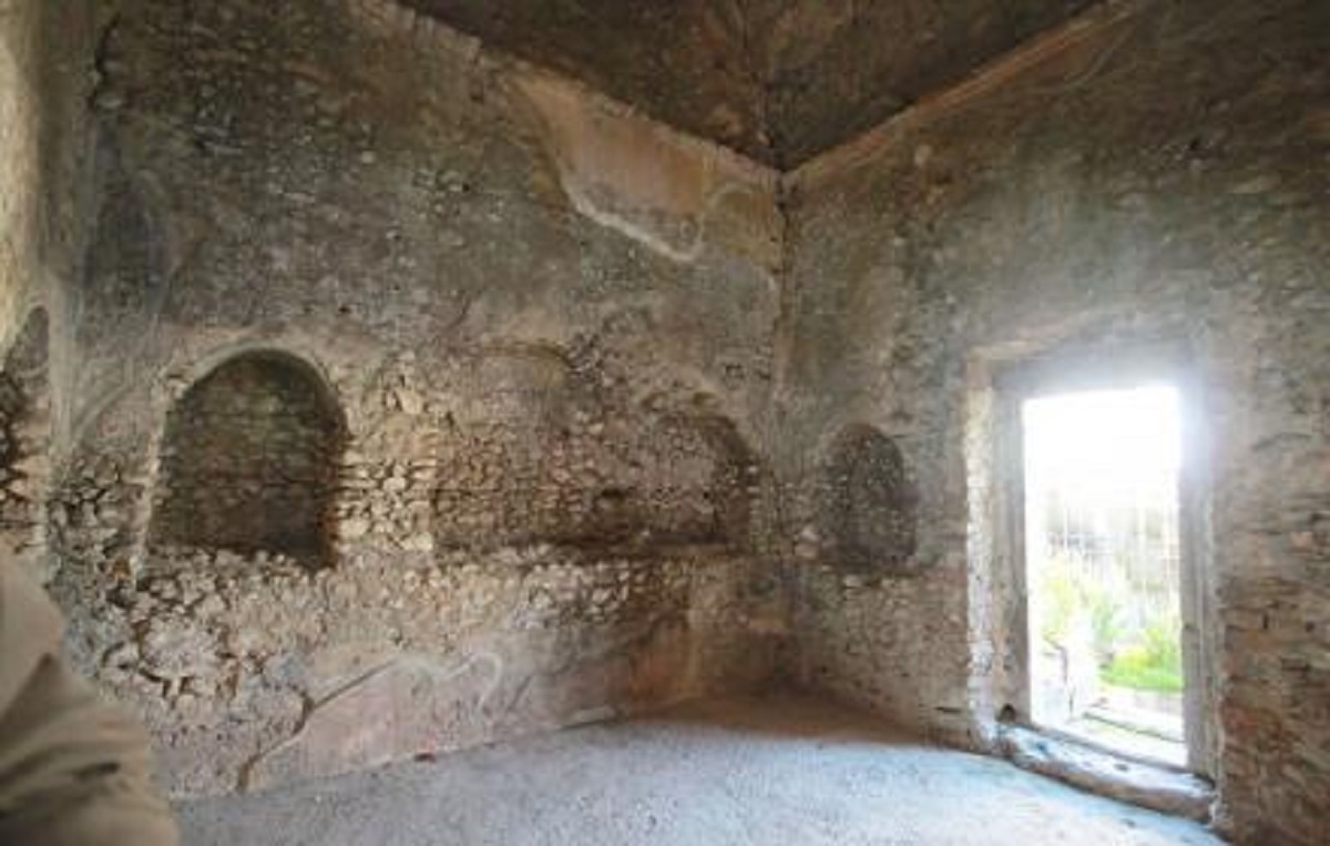 taormina:-al-via-il-restauro-della-tomba-di-eta-romana-“la-guardiola”