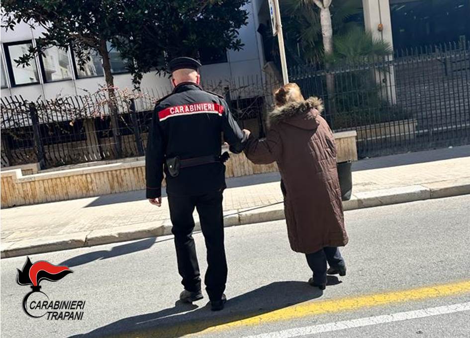 anziana-e-malata-di-alzheimer-si-allontana-da-casa:-rintracciata-dai-carabinieri-di-castelvetrano-–-televallo